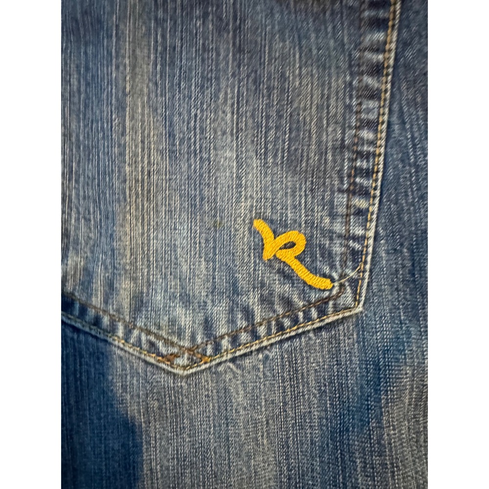 Rocawear Mens Baggy Denim Shorts Blue Medium Wash Embroidered Y2K Size 36 28 - Picture 3 of 8